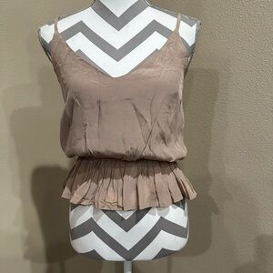 Women’s taupe cropped camisole, NWT